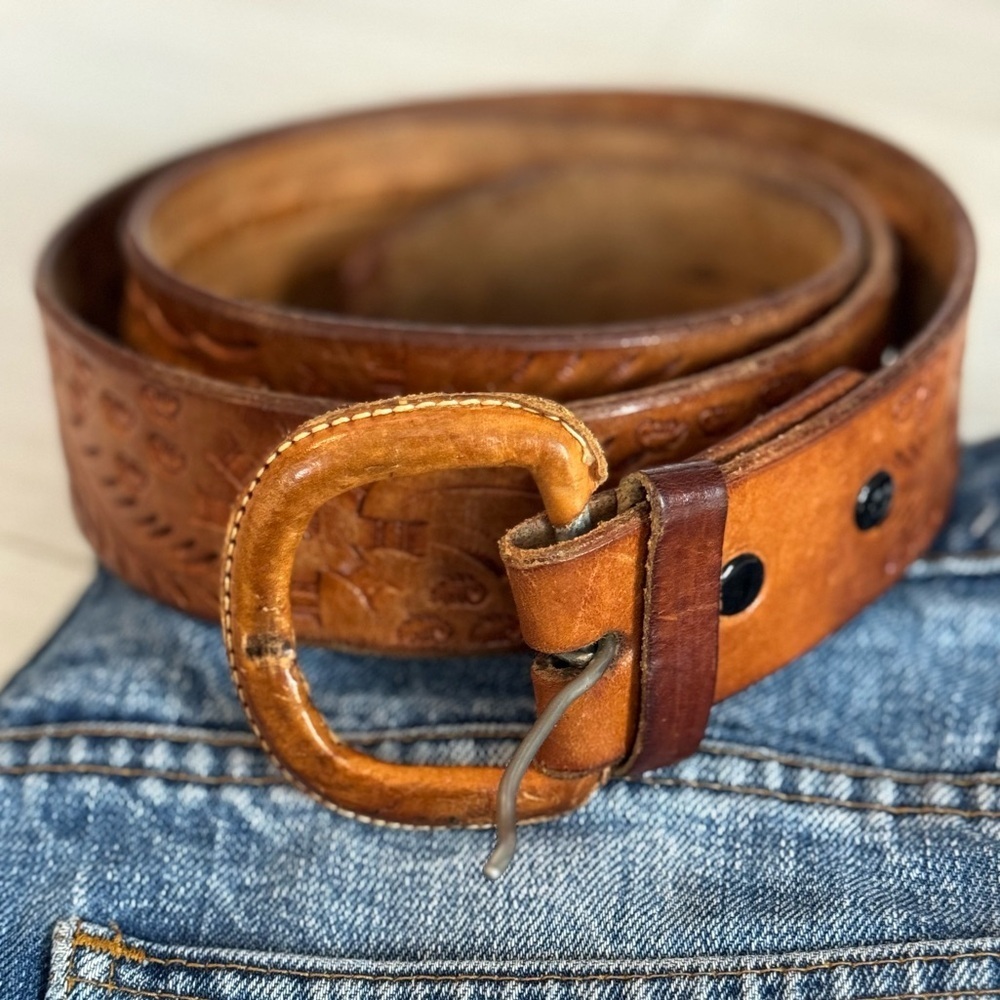 Vintage Tooled Western Leather Belt Brown
